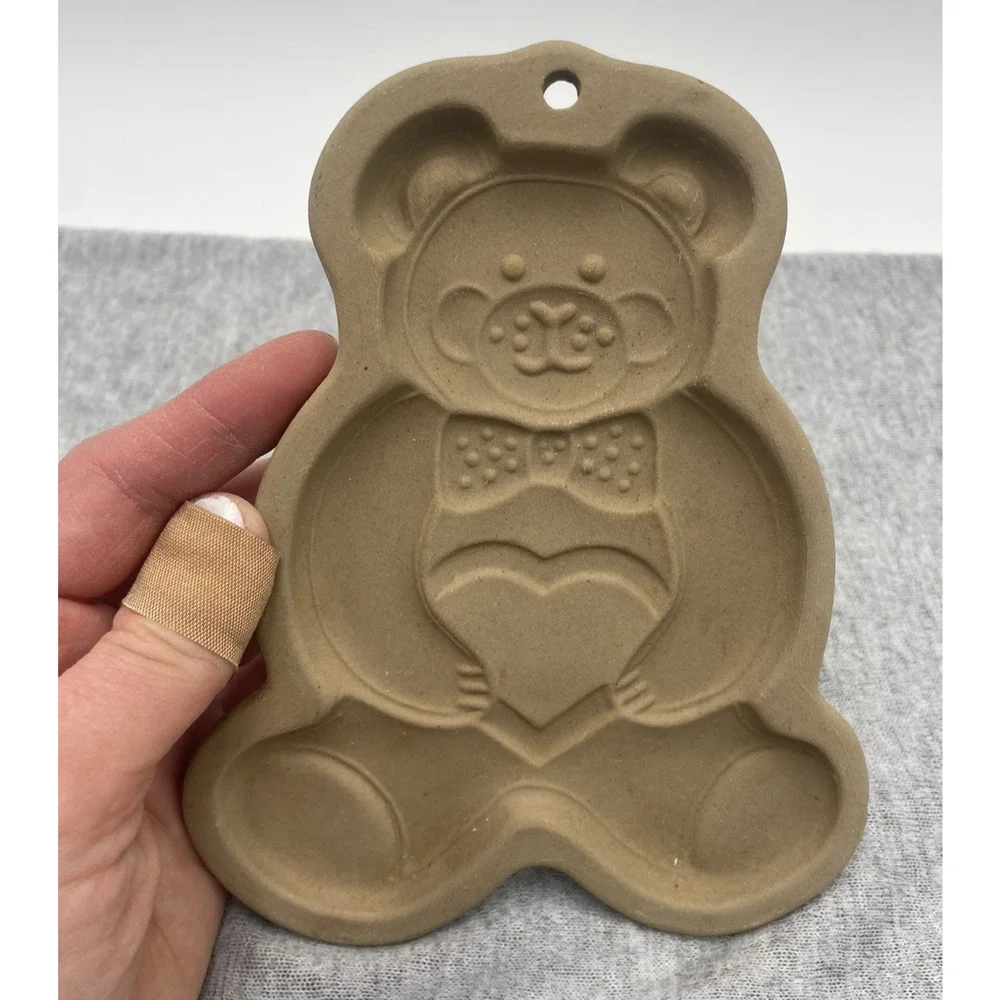 VINTAGE THE PAMPERED CHEF 1991 TEDDY BEAR COOKIE MOLD STONEWEAR